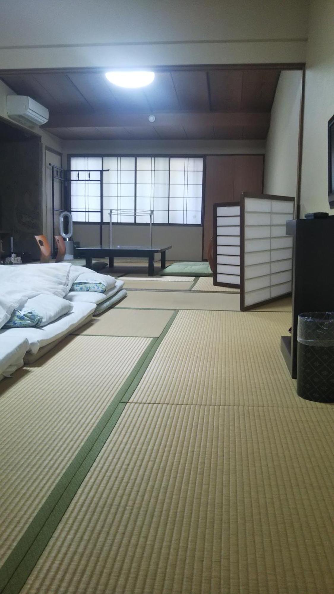 Kikunoya Ryokan Канадзава Екстер'єр фото
