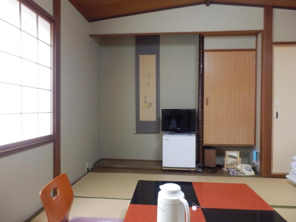 Kikunoya Ryokan Канадзава Екстер'єр фото